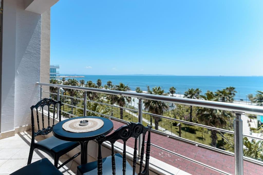 Grand View Apartment Dıraç Dış mekan fotoğraf
